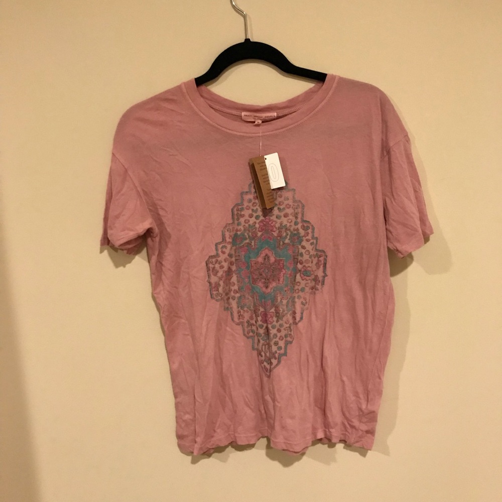 URBAN OUTFITTERS PINK T SHIRT - Picture 1 of 1
